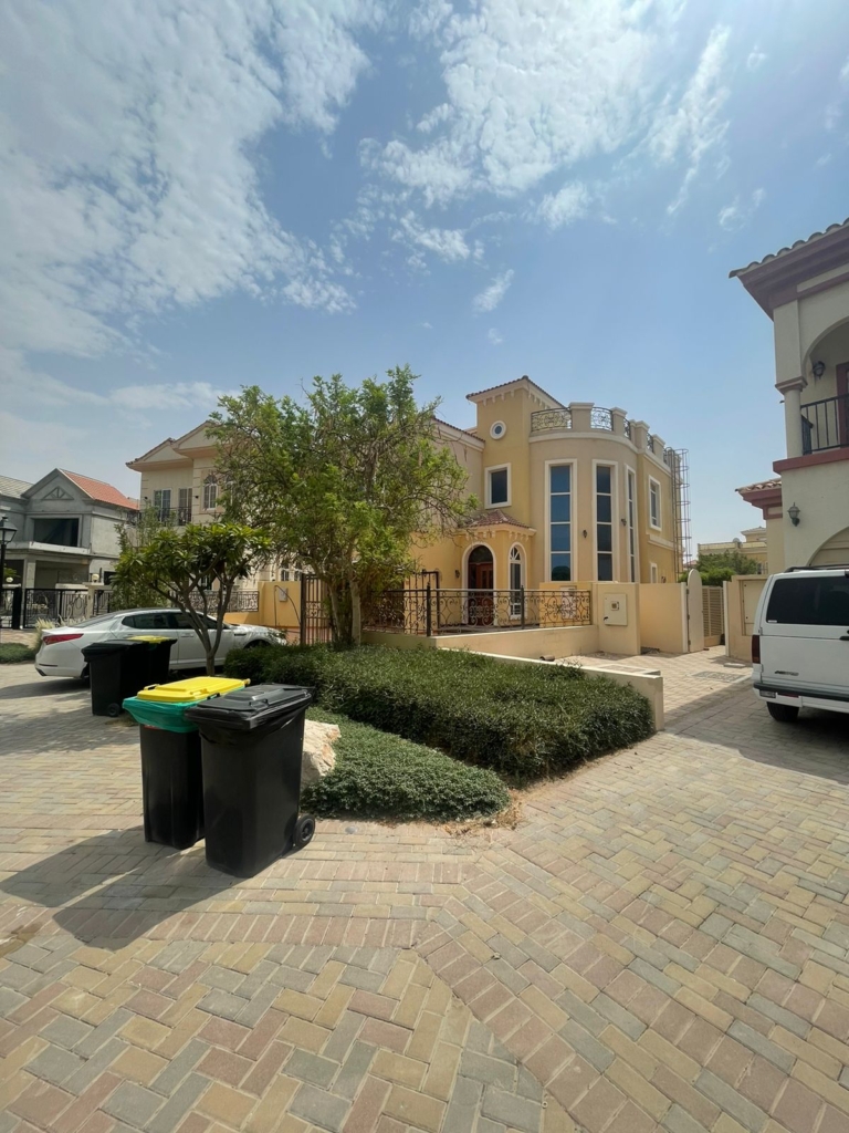 Great Investment opportunities in Dubai
The Villa Eldea Court-5BR+Maid_Private Pool
Spacious 5BR+Maid| LANDSCAP AND STUDY
