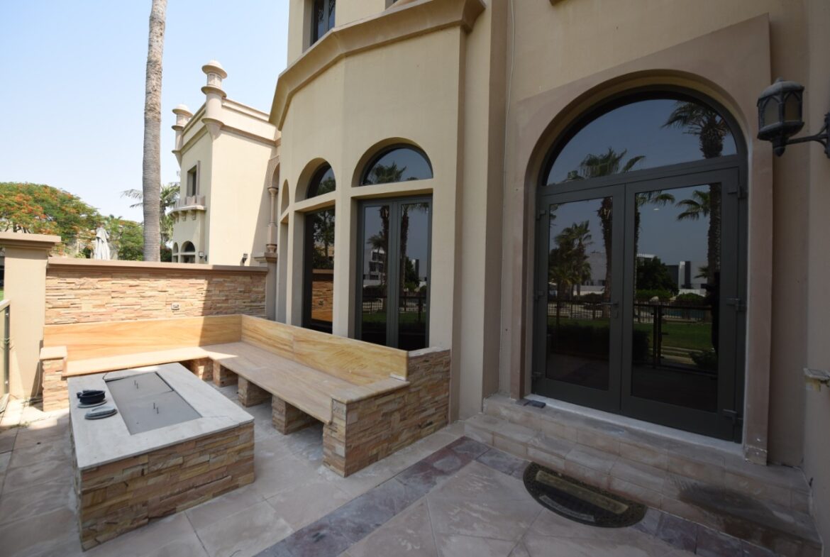 CANNAL COVE VILLA FROND H for sale in dubai the palm